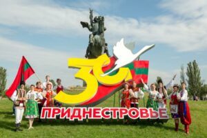 Подарки к юбилею республики