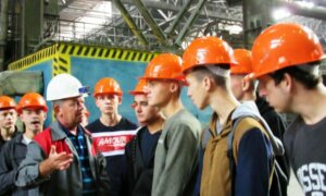 Молодым везде у нас дорога