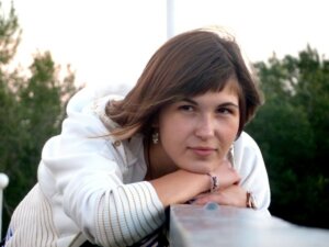 Читиць ын нумэрул дин сымбэтэ, 13 фебруарие, ал зиарулуй «Адевэрул Нистрян»: